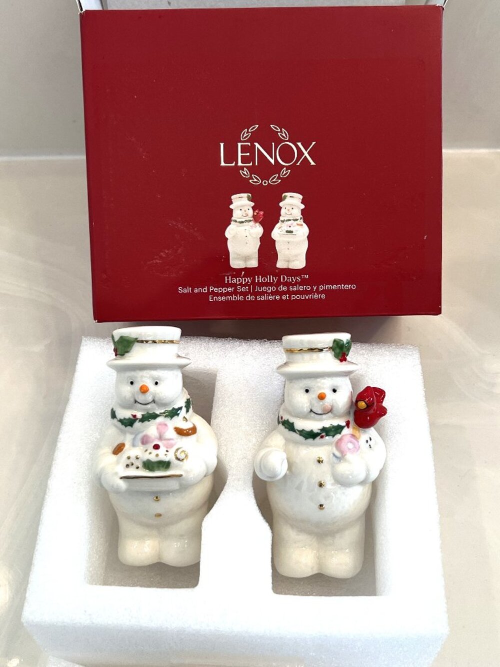 Brand New tow- piece Lenox Salt &Pepper set